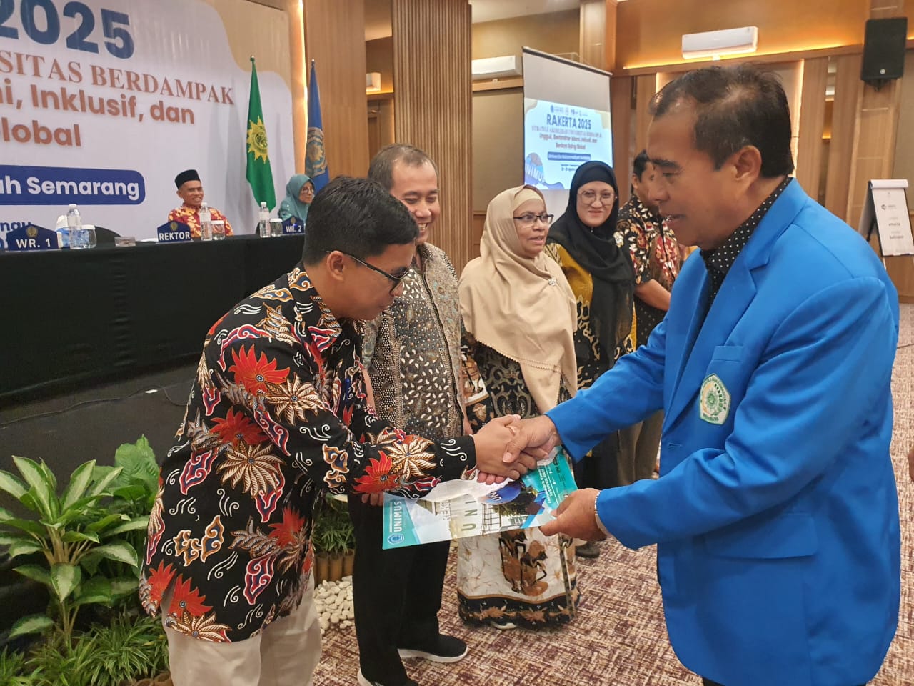 Read more about the article Fakultas Ilmu Pendidikan dan Humaniora UNIMUS Raih Peringkat 1 Audit Mutu Internal Tahun 2025