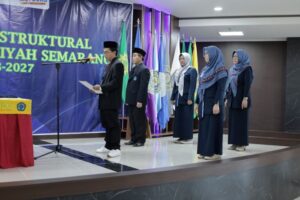 Read more about the article Dr. Dodi Mulyadi M.Pd. Dekan Baru FIPH UNIMUS Masa Jabatan 2023-2027