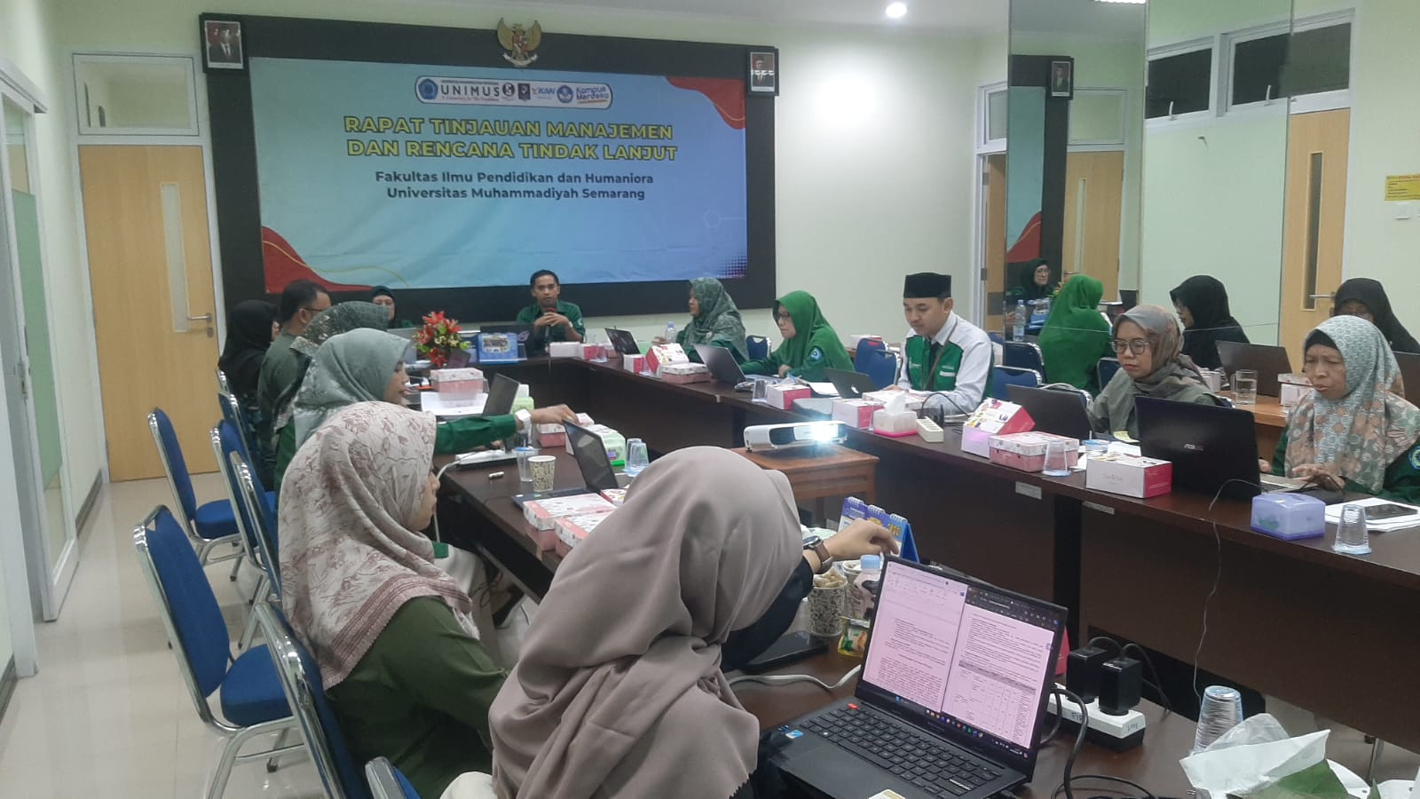 Read more about the article Fakultas Ilmu Pendidikan dan Humaniora Adakan Rapat Tinjauan Manajemen Tahunan