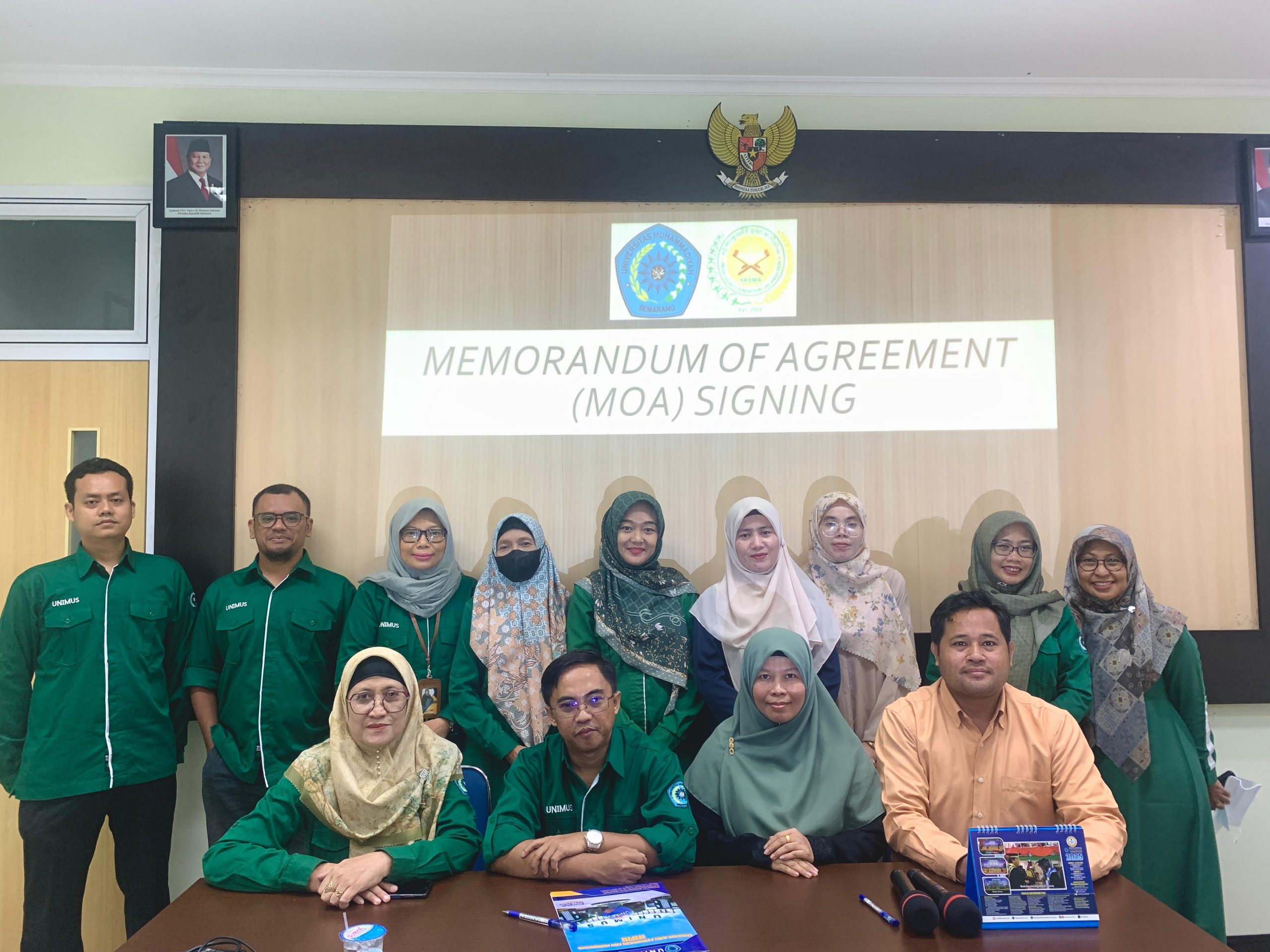 Read more about the article Visiting Chemistry Laboratory oleh Kepala Sekolah, Wakil Kepala Sekolah, dan Guru dari SPAMA Kamboja