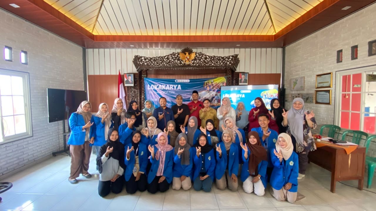 Read more about the article PPK Ormawa BEM FIPH UNIMUS Perkuat Pemberdayaan Masyarakat Desa Kalisidi melalui Program KALCER